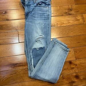 Lucky Brand - size 2 - Light Blue patch Straight Distressed Jeans